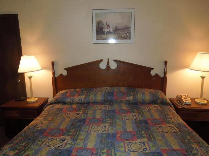 Knights Inn Endwell Esterno foto