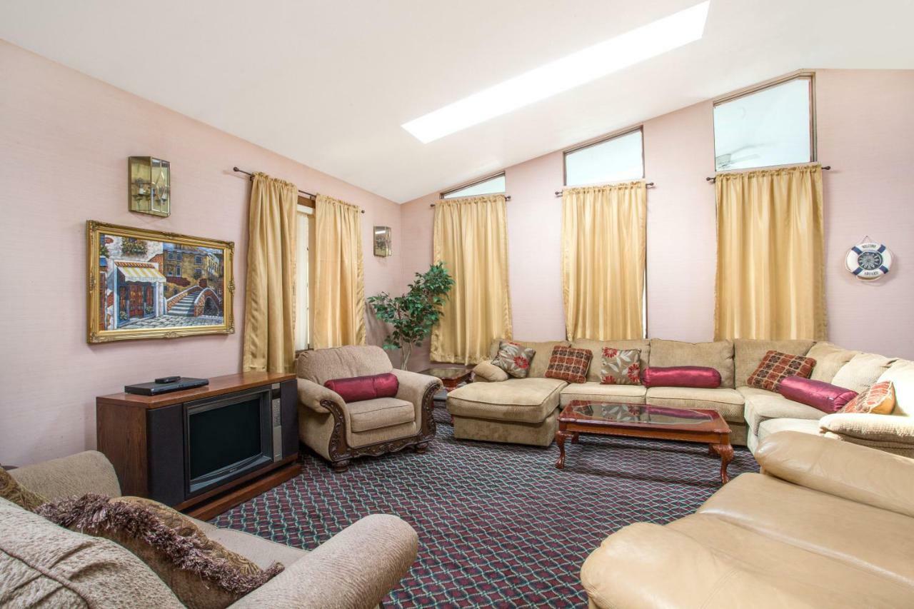 Knights Inn Endwell Esterno foto